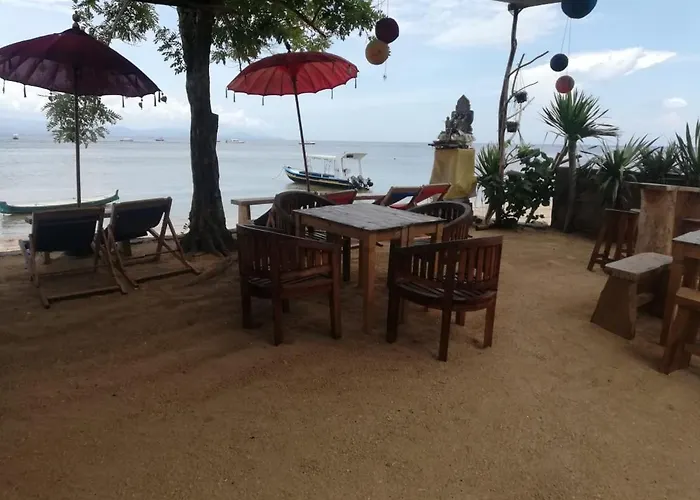 Mangrove Beach Hut リゾート レンボンガン島